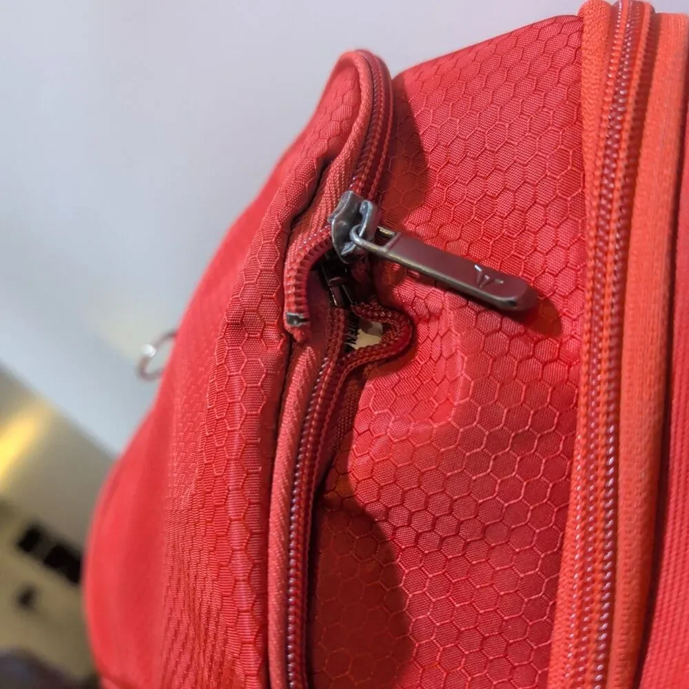 Easton Walk Off NX Bag Baseball Softball Sport Utility Backpack Red - Picture 3 of 9